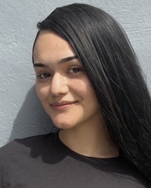 Indiya Essence Fabela (17-years-old)